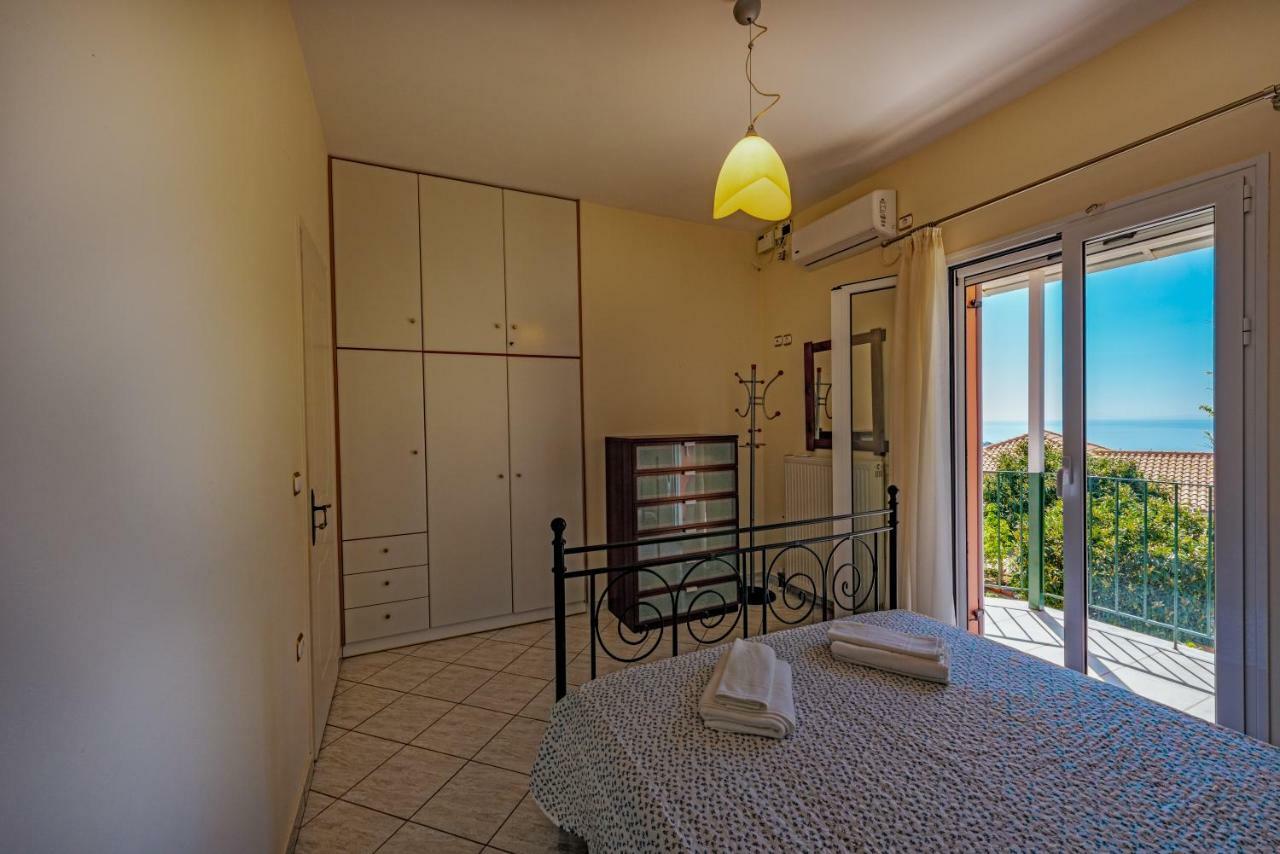 Ioannis House Sea View-Perfect Family Holidays Lourdata  Exterior photo